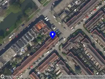Ambulance met grote spoed naar de Oostendamstraat in Rotterdam