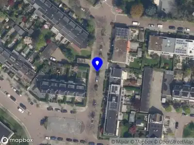 Ambulance met grote spoed naar de Verhulstlaan in Rotterdam