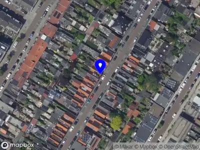 Ambulance met grote spoed naar de Komatistraat in Dordrecht