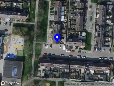 Ambulance met gepaste spoed naar de Seringenpad in Zuid-Beijerland