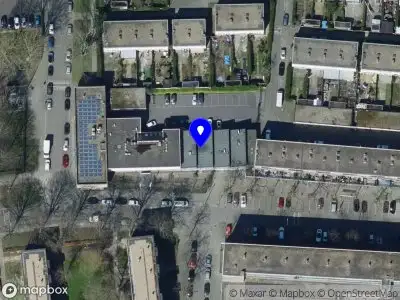 Ambulance met grote spoed naar de Gruutkamp in Rotterdam