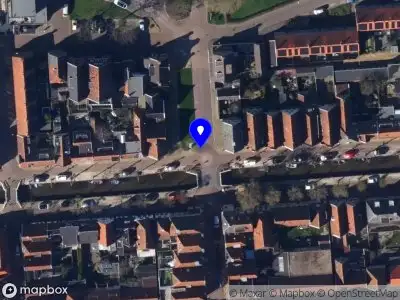 Brandweer met grote spoed naar de Bildtstraat in Harlingen vanwege gebouwbrand