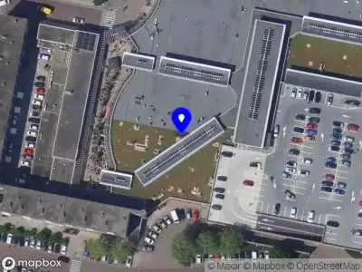 Ambulance met gepaste spoed naar de Piazza Center in Gorinchem