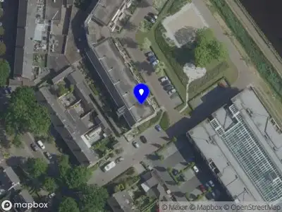 Brandweer met grote spoed naar de Rembrandtplein in Beek en Donk