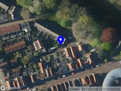 Ambulance met gepaste spoed naar de Schellinkhoutersteeg in Hoorn