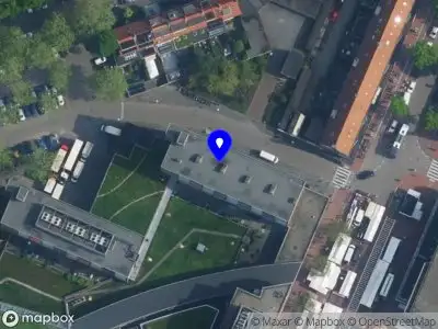 Ambulance met grote spoed naar de Thomas Cookstraat in Amstelveen