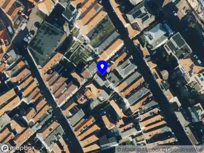 112 melding Politie naar de Karpersteeg in Kampen vanwege steekincident