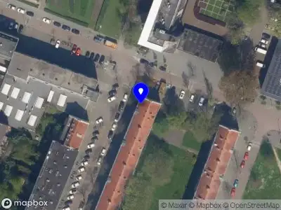 112 melding Ambulance met grote spoed naar de Dijkstraat in Rotterdam