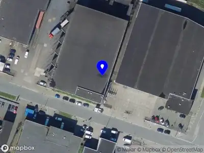 Ambulance met gepaste spoed naar de Klompenmakerstraat in Hoogvliet Rotterdam