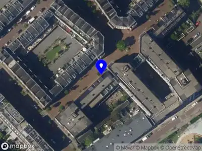 Ambulance met gepaste spoed naar de Adriaan Vlackstraat in 's-Gravenhage