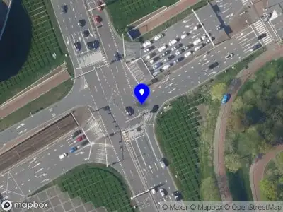 Politie met grote spoed naar de Temeculaplein in Voorburg vanwege ongeval met letsel