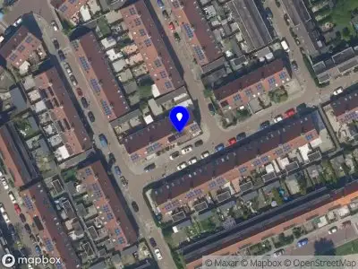 Ambulance met grote spoed naar de Tarwestraat in Rotterdam