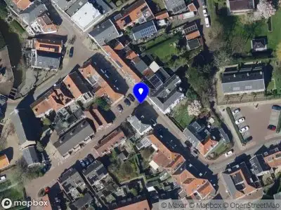Brandweer met gepaste spoed naar de Kerkstraat in Geervliet vanwege afhijsen patient