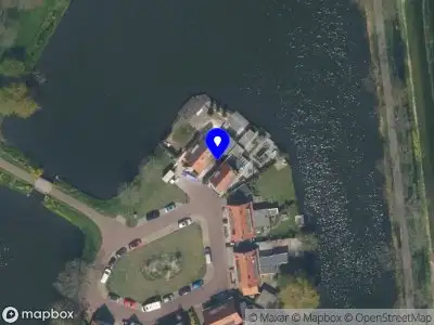 112 melding Ambulance met grote spoed naar de Mr Egter v Wissekerkeplein in Brielle