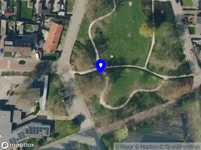 112 melding Politie naar de Burgemeester Cambier van Nootenlaan in Tiel vanwege aanrijding met letsel