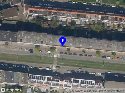 Ambulance met grote spoed naar de Rotterdamsedijk in Schiedam