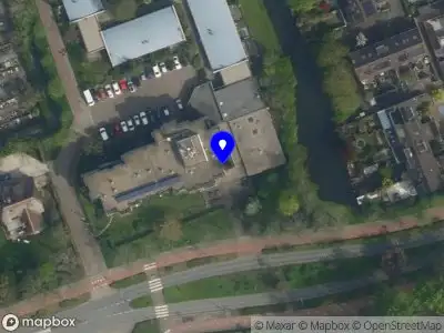 Brandweer met gepaste spoed naar de Oranjelaan in Pijnacker