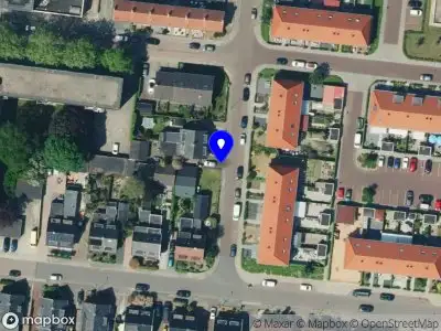 Politie naar de Valkenweg in Apeldoorn