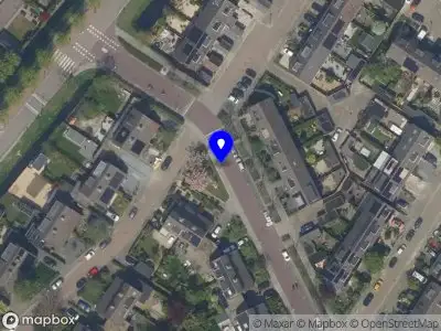 Ambulance met grote spoed naar de Watering in Brielle