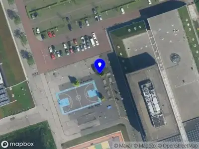 Brandweer met grote spoed naar de Dokter Meurerlaan in Amsterdam vanwege voertuigbrand