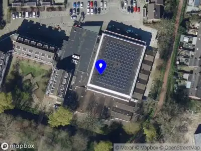 Ambulance met gepaste spoed naar de Akkerwinde in Hoogvliet Rotterdam