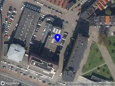 Ambulance met gepaste spoed naar de Wevershoekstraat in Rotterdam