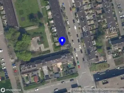 Ambulance met gepaste spoed naar de Gratamastraat in Rotterdam