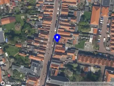 Ambulance met grote spoed naar de Voorstraat in Brielle