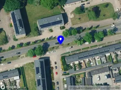 Brandweer met grote spoed naar de Edisonlaan in Apeldoorn vanwege afhijsen patient