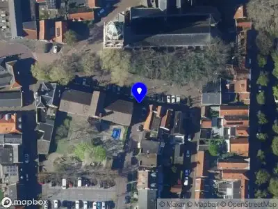 Brandweer met gepaste spoed naar de Zuiderkerkplein in Enkhuizen vanwege afgaan automatisch brandalarm