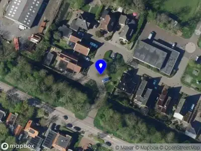 Ambulance met gepaste spoed naar de Meester Bollplein in Burgerbrug