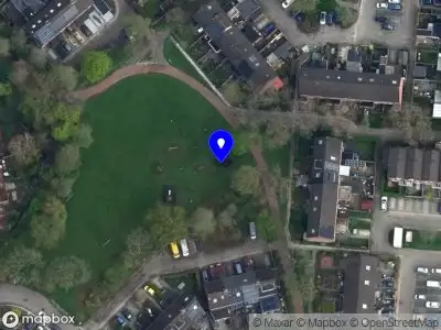 Brandweer met grote spoed naar de Iemstukken in Assen vanwege waarnemen gaslucht