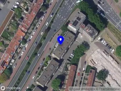 Ambulance met gepaste spoed naar de Oranjelaan in Dordrecht