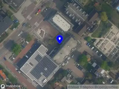 Ambulance met grote spoed naar de Kwintrum in Kwintsheul