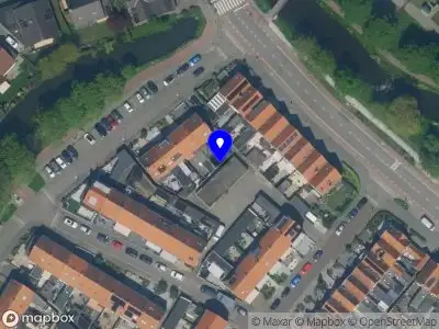 Ambulance naar de Wilgenlaan in Volendam vanwege ongeval met letsel