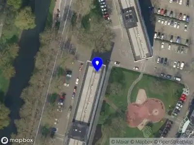 Ambulance met gepaste spoed naar de Rijnsingel in Ridderkerk