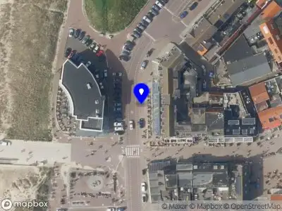 Brandweer met gepaste spoed naar de Westeinde in Egmond aan Zee vanwege stormschade