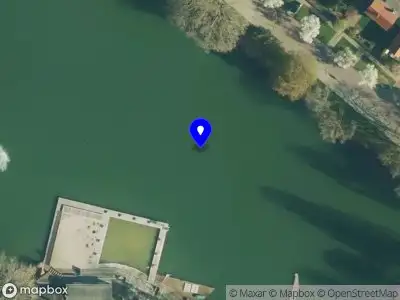 Brandweer met grote spoed naar de Sloetsweg in Hengelo vanwege gebouwbrand