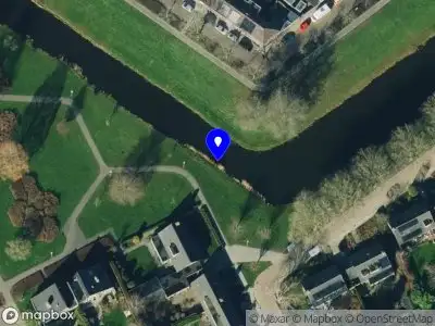 Brandweer met gepaste spoed naar de Elzenstraat in Kampen vanwege stormschade