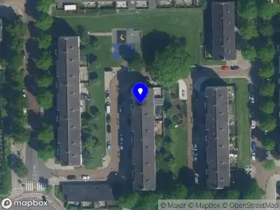 Ambulance met gepaste spoed naar de Jacob Krausstraat in Amsterdam