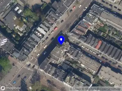 Ambulance met gepaste spoed naar de Bergweg in Rotterdam