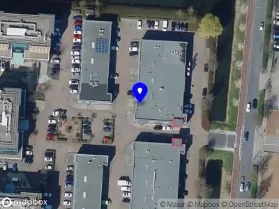 Ambulance met grote spoed naar de Stockholm in Barendrecht