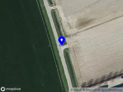 Ambulance met grote spoed naar de Nieuwlandseweg in Abbenbroek