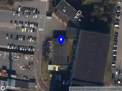 Brandweer en politie met grote spoed naar de Venjelaan in Farmsum vanwege middelgrote brand