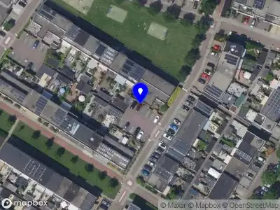 Ambulance met grote spoed naar de Amazone in Dordrecht