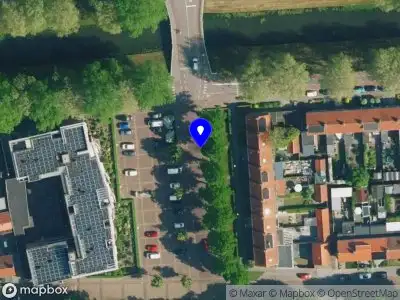 Brandweer met gepaste spoed naar de Cornelis Dirkszplein in Emmeloord