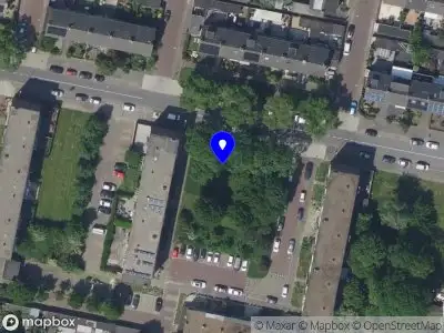 Brandweer met gepaste spoed naar de Generaal S.H. Spoorstraat in Dordrecht vanwege afhijsen patient