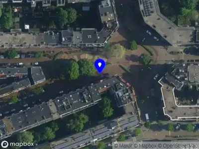 Brandweer met gepaste spoed naar de Riouwstraat in Amsterdam