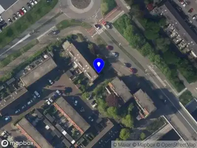 Ambulance met gepaste spoed naar de Zuster Bertkenstraat in Leiden