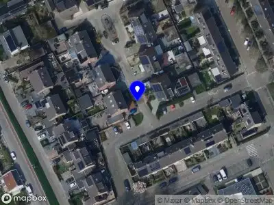 Ambulance met grote spoed naar de Wilgenhoek in Klaaswaal